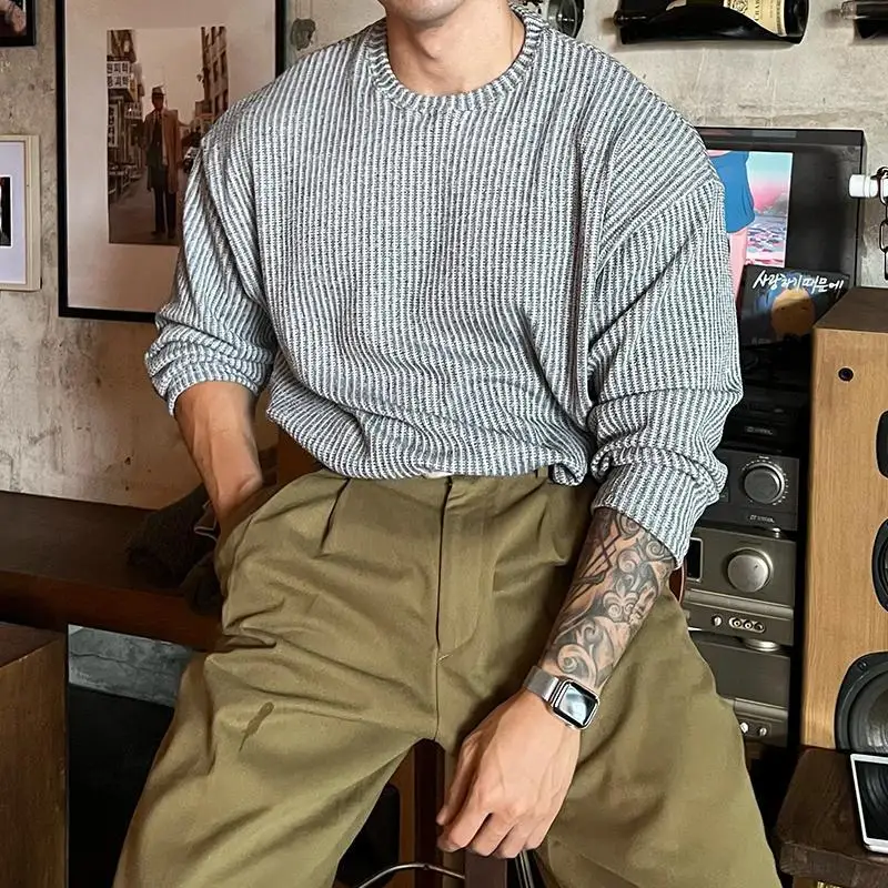 

Spring and Autumn New Fashionable Texture Vertical Stripe Knitted Bottom Top Men's Loose Large Long Sleeve T-shirt
