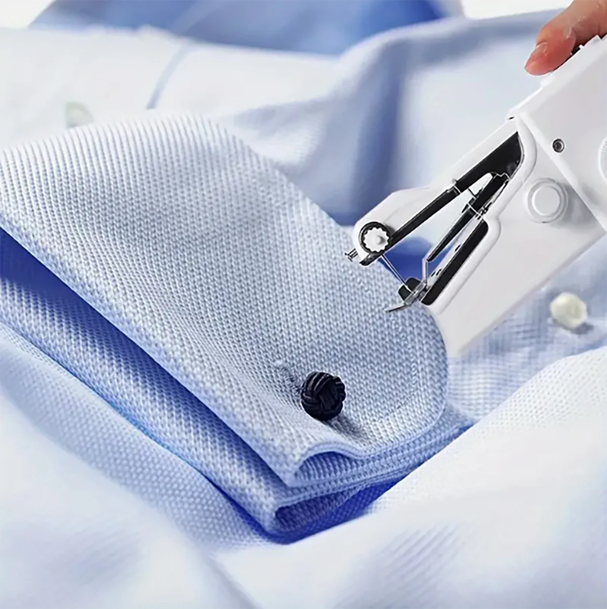 ماكينة خياطة محمولة لاسلكية، إصلاح مدمج وسريع وأداة خياطة DIY، مناسبة للأقمشة والستائر والملابس