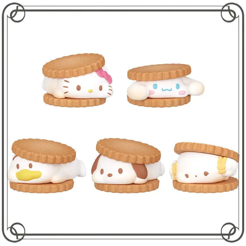 

Коллекционная фигурка-орнамент Hello Kitty Pochacco в виде сэндвич-печенья Q-версии