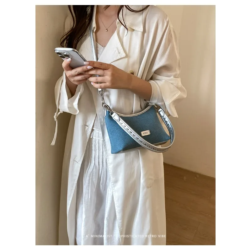 

New women's popular bag, Tongqin crossbody bag, fashionable underarm 2026 large capacity versatile bag