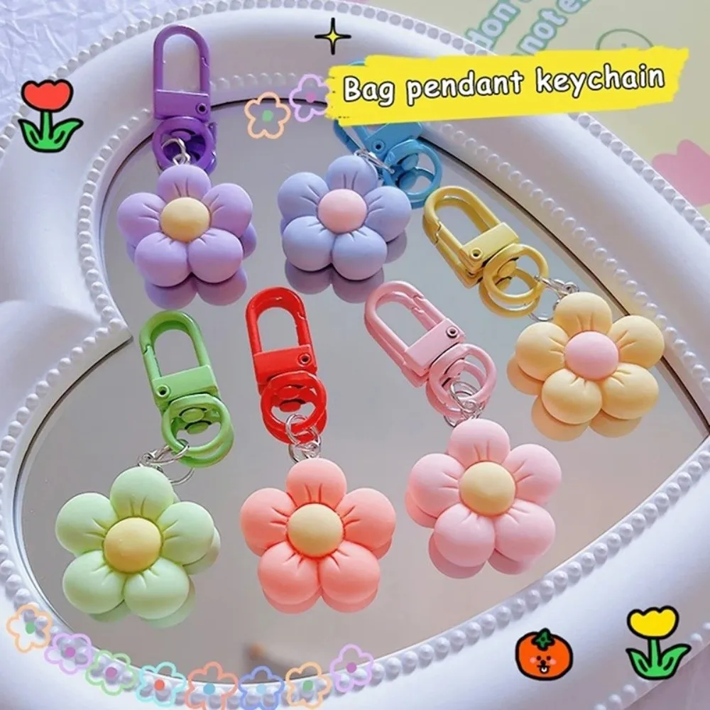 Kawaii Cartoon Colorful Flower Keychains Resin Flower Charm Accessories Keychain Pendant Bag Pendant Women