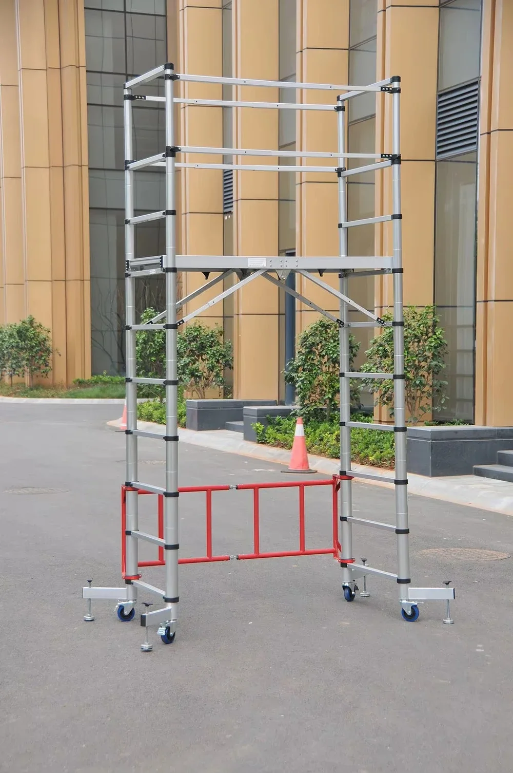 Deliladder Nuova scala pieghevole personalizzata da 3,2 m per impalcature telescopiche in alluminio