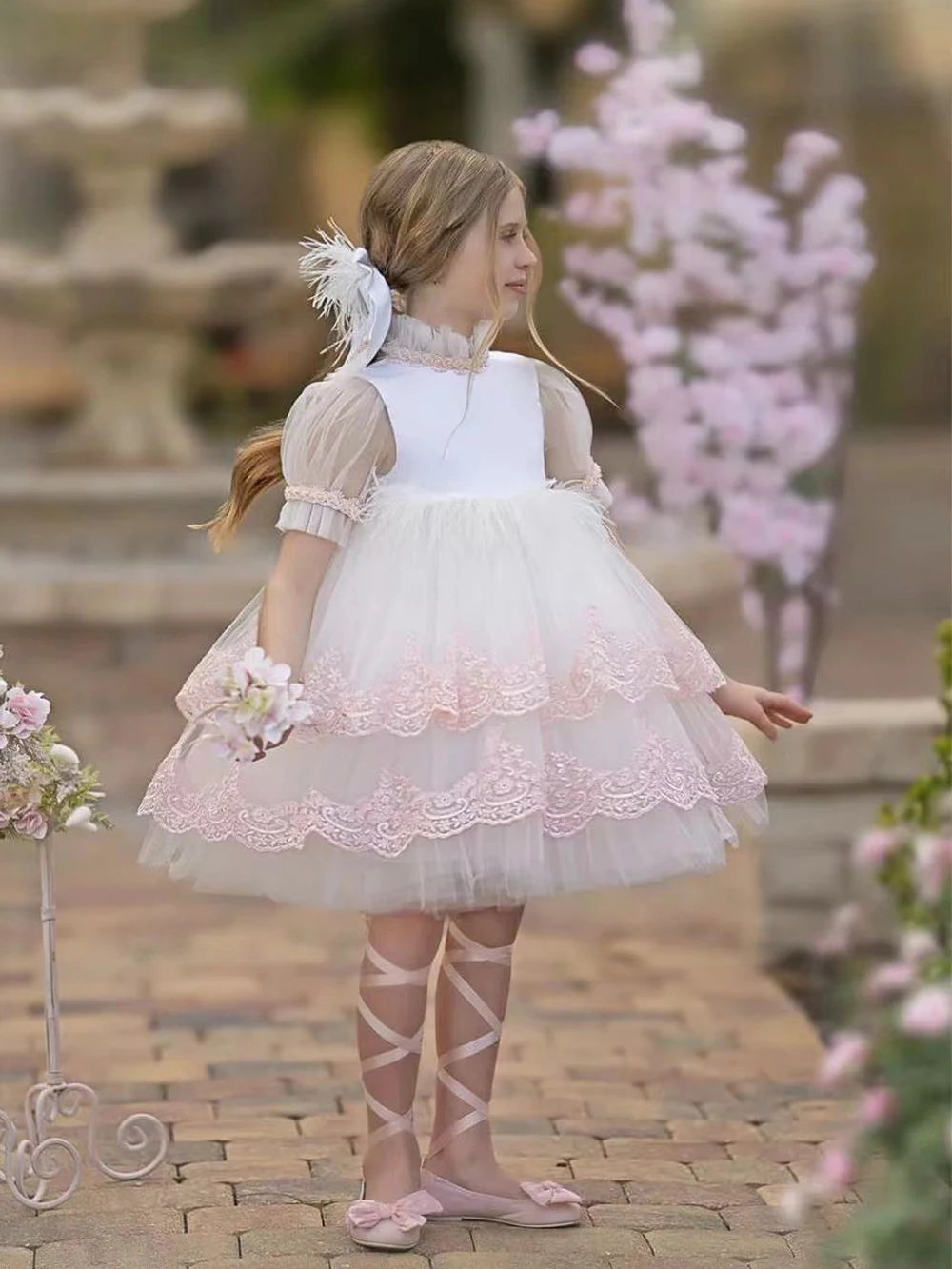 Vestido de flores para niña, apliques de tul hinchados, vestidos de fiesta de cumpleaños para niños, plumas de boda con lazo, vestido de baile de primera comunión