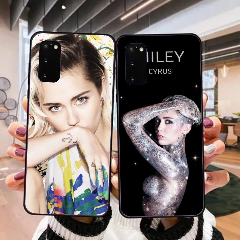 Cool Miley Cyrus Mobile Cell Phone Case for Realme GT 2 9i 8i 7i Pro X50 X2 C35 C21 C20 C11 C3 Black Soft Phone Cover Funda