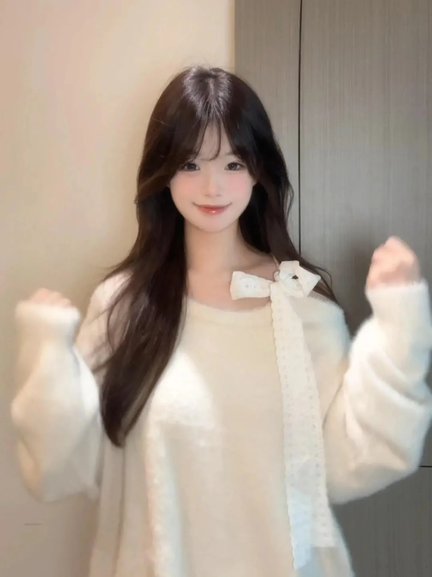 

Winter 2025 Soft Sweet Sister Feeling Fluffy Slope oulder Knot Loose Lazy Personali Sweater Commute Sle Hollo...