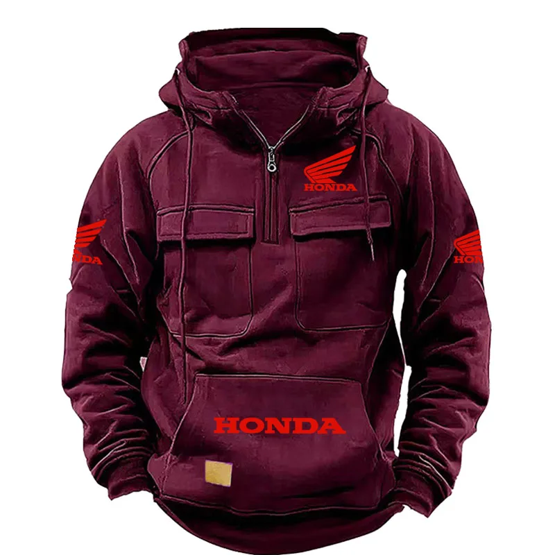 A comfortable and loose men's pullover from Honda, suitable for the autumn and winter seasons. It has multiple pockets, a brim a