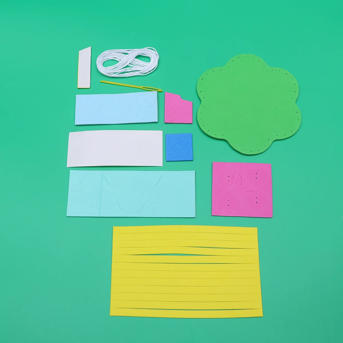 

3Set DIY Eva Flower Basket Sewing Materials Cartoon Handbag Kit for Preschool Kindergarten DIY Project Tote Bag Material