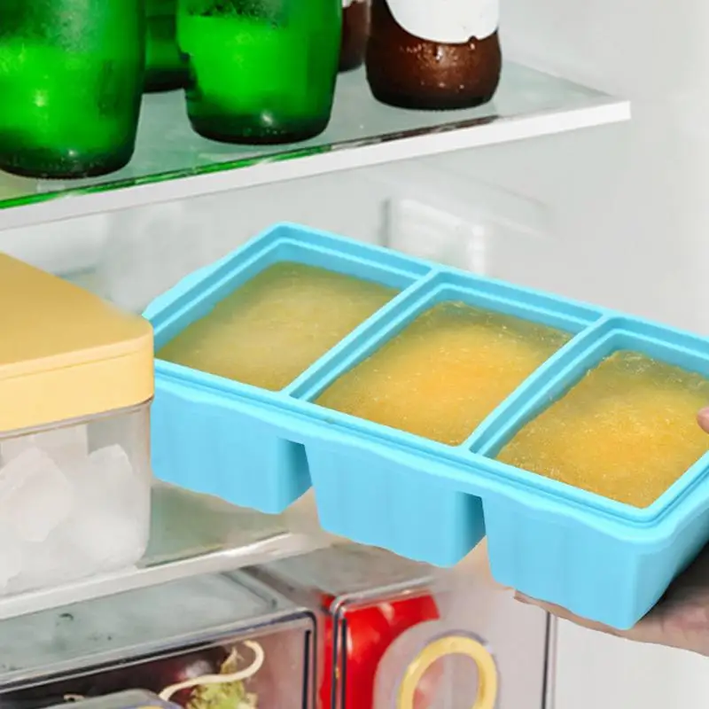 

Silicon Ice Block Tray 3 Cubes Silicone Ice Tray Mold Lidded Stackable Easy-Release Food Container Home Cooking Meal Prep Aid
