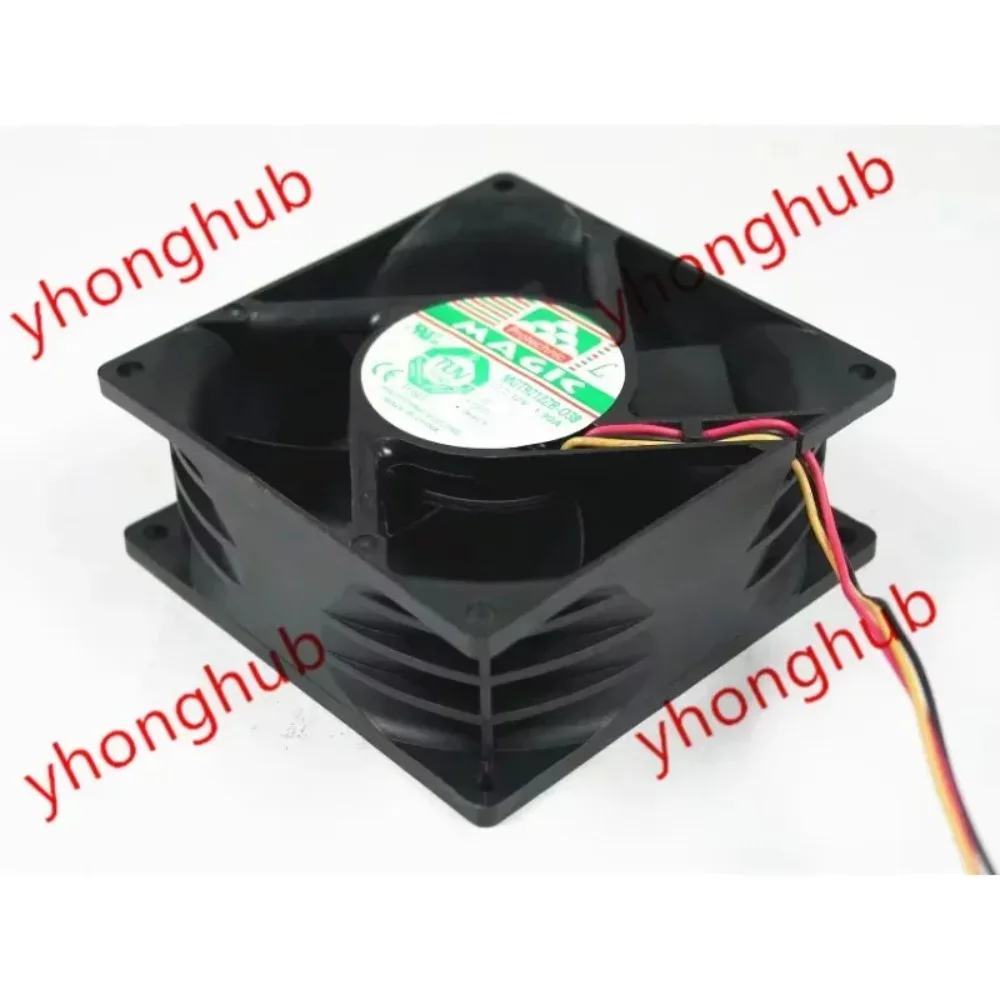 

Вентилятор охлаждения MAGIC MGT9212ZB-038 DC 12V 1.90A 3-проводной 90X90X38мм