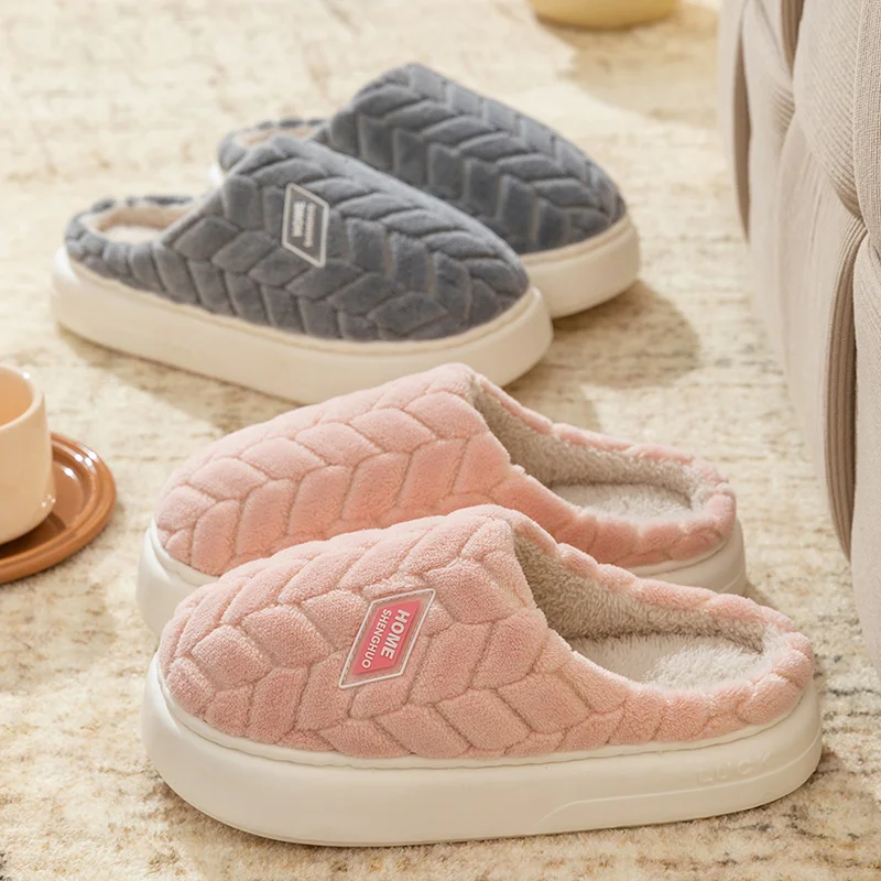 Cotton slippers for women in autumn and winter, new indoor home soft bottom, anti slip and warm plush cotton slippers for women