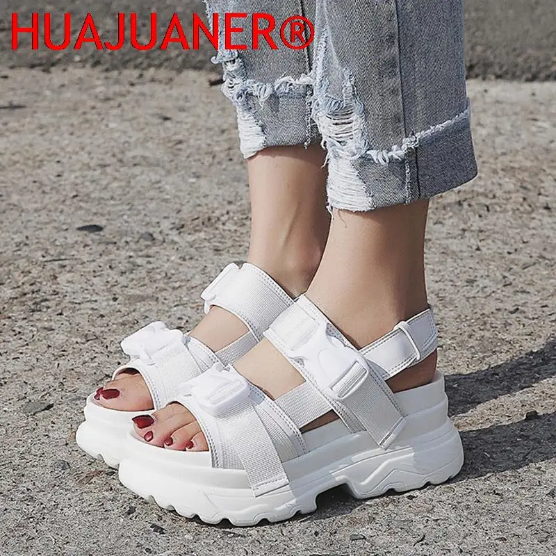 Summer Ladies Sandals Buckle Design Black White Platform Sandals Comfortable Ladies Platform Beach Shoes 35-43