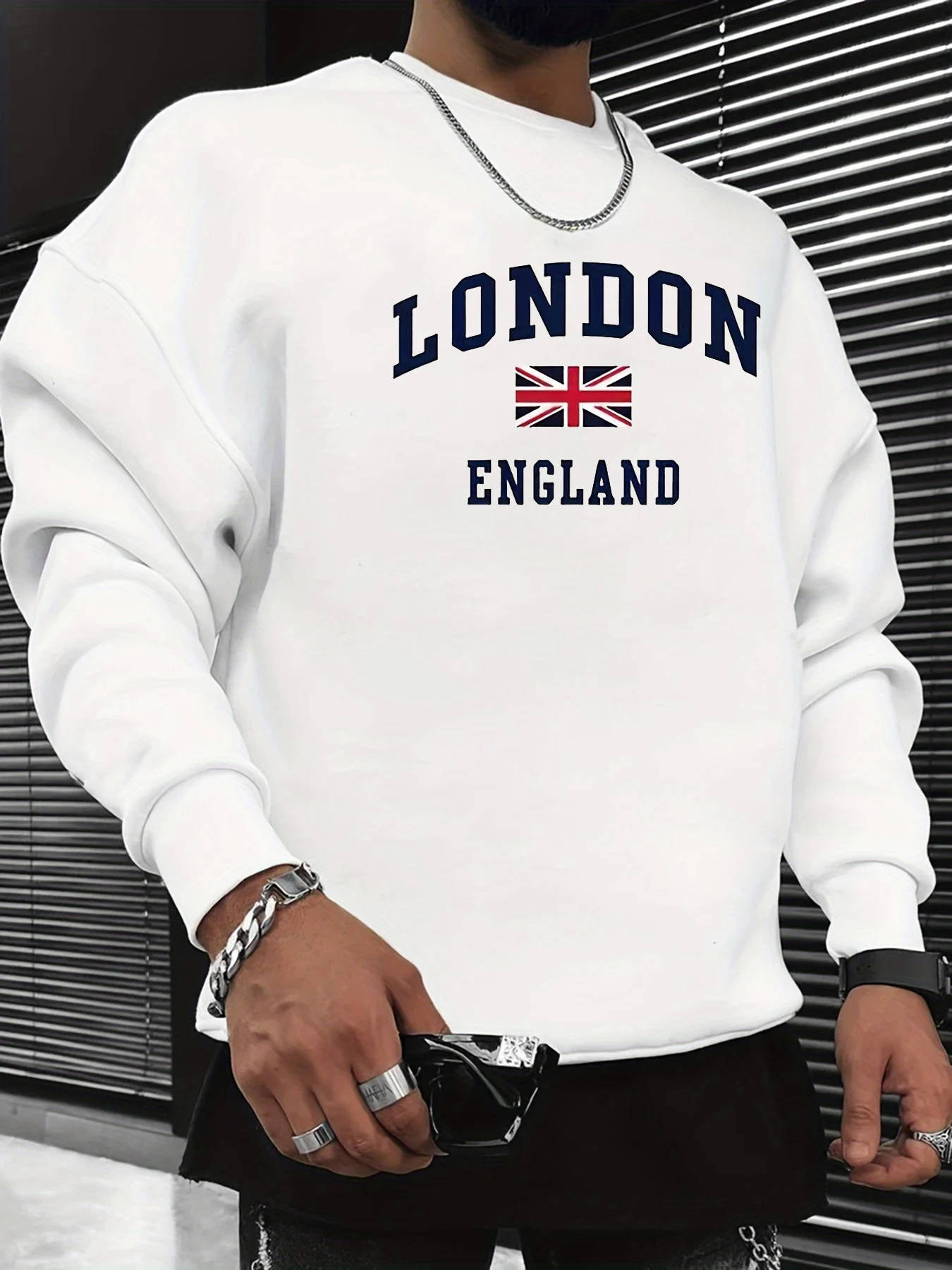Men's autumn and winter fashionable casual loose London England graphic printed long sleeved round neck sweatshirt