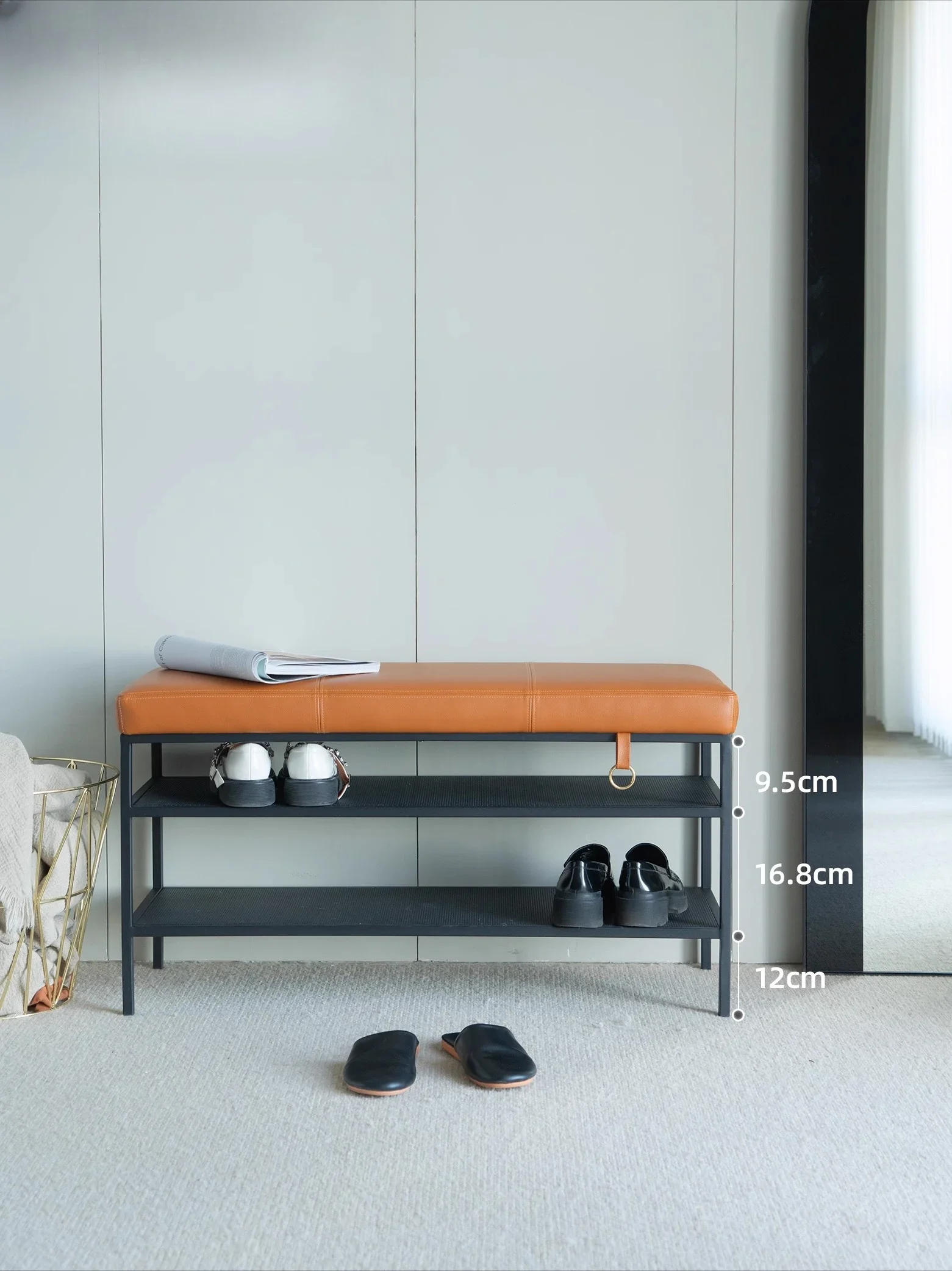 البساطة الحديثة، منزل فاخر خفيف، وسادة مقعد حقيبة ناعمة عند الباب، مقعد الأحذية، رف الأحذية بجانب السرير الشمالي #2