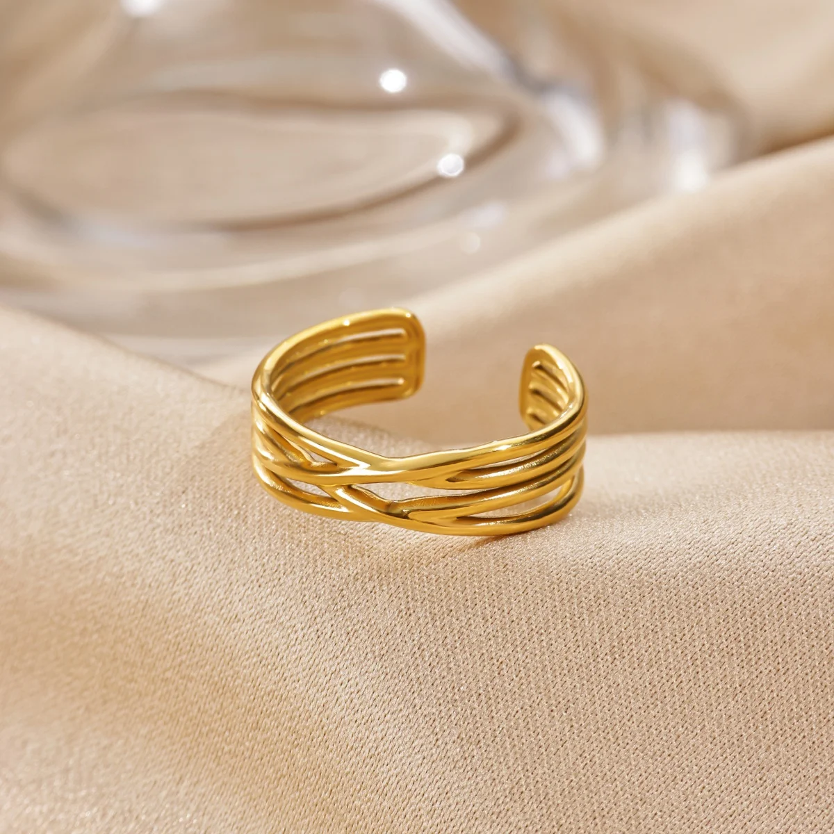 Minimalistische geometrische Wickel-Kreuzringe für Frauen, goldfarben, Edelstahl, offener Kreuzring, Party, Hochzeit, Schmuck, Geschenk – Detail 8