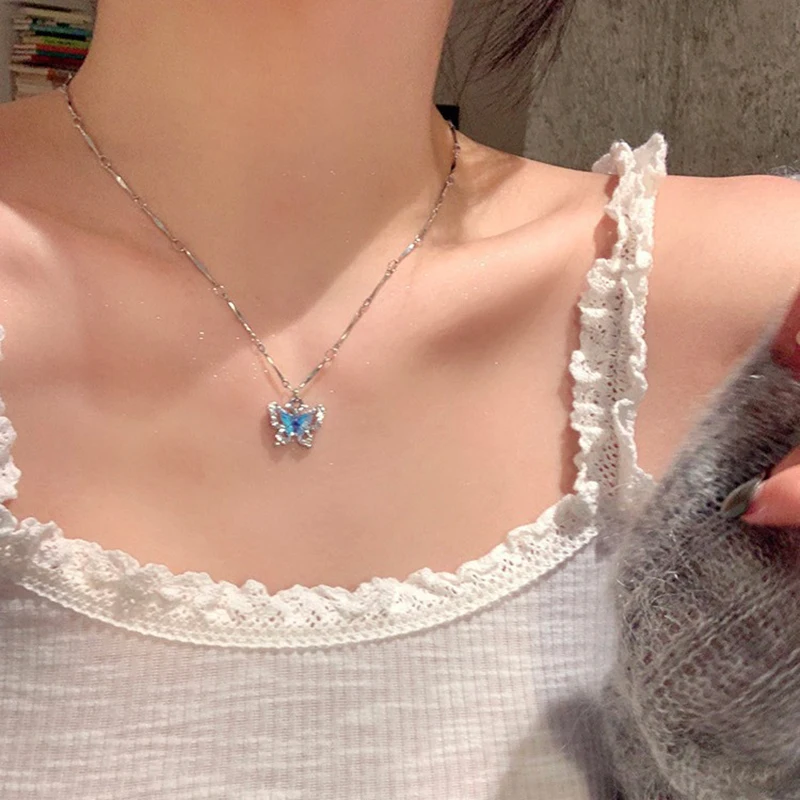 Mode Romantische Vlinder Ketting Voor Vrouwen Meisjes Eenvoudige Prachtige Glanzende Dubbellaag Sleutelbeen Ketting Sieraden Accessoires Geschenken