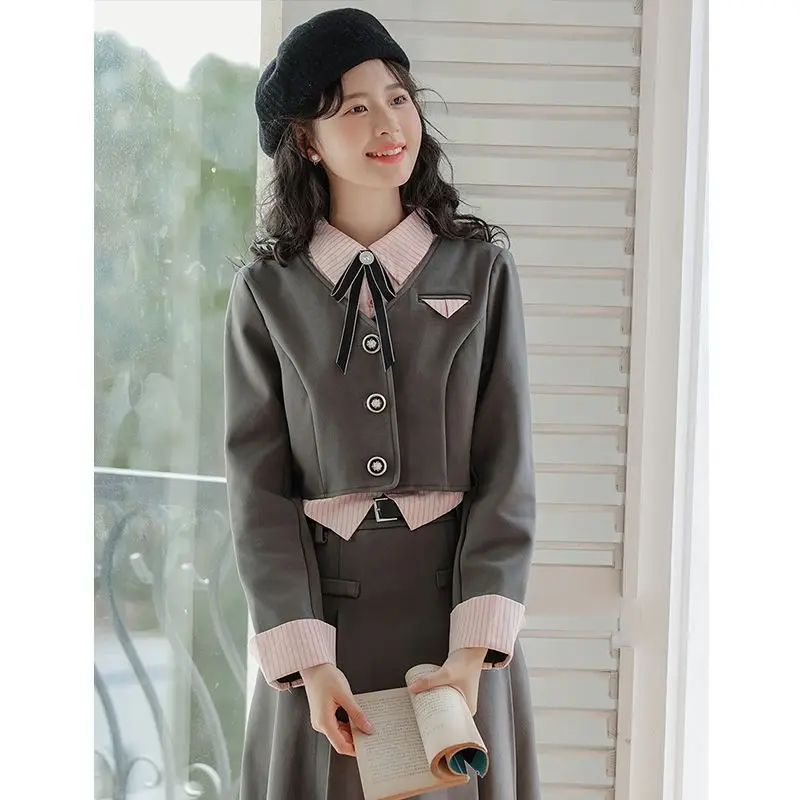 

Grey Suit Patchwork Fake Two-piece Jacket Grey Pleated Skirt Set Sweet Temperament Set