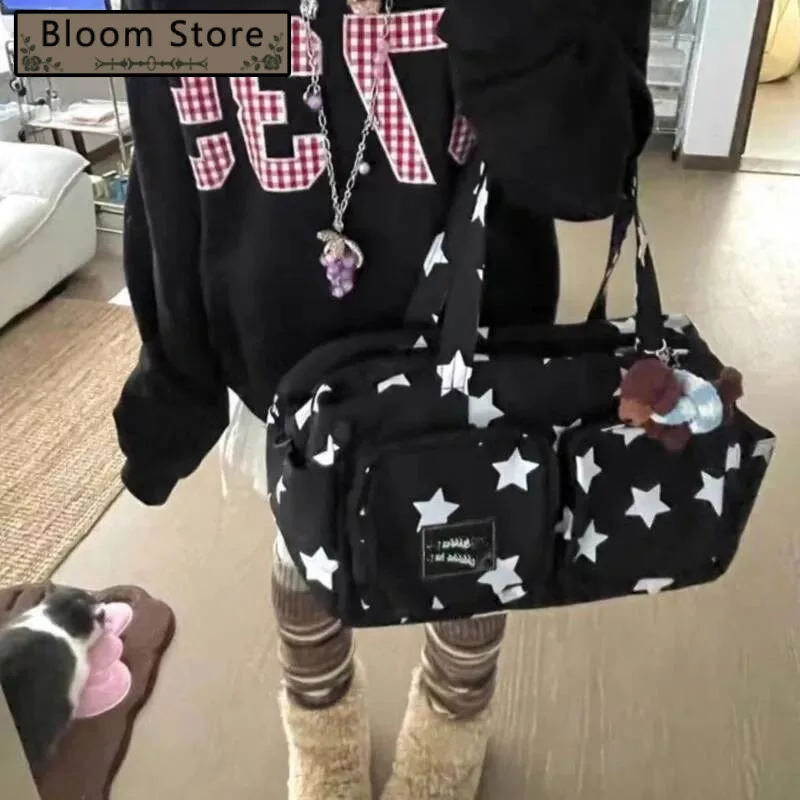 

Bloom Nylon Large Capacity Black Women New Sports Travel Crossbody Fiess Handbag Female Casual Messenger Bag