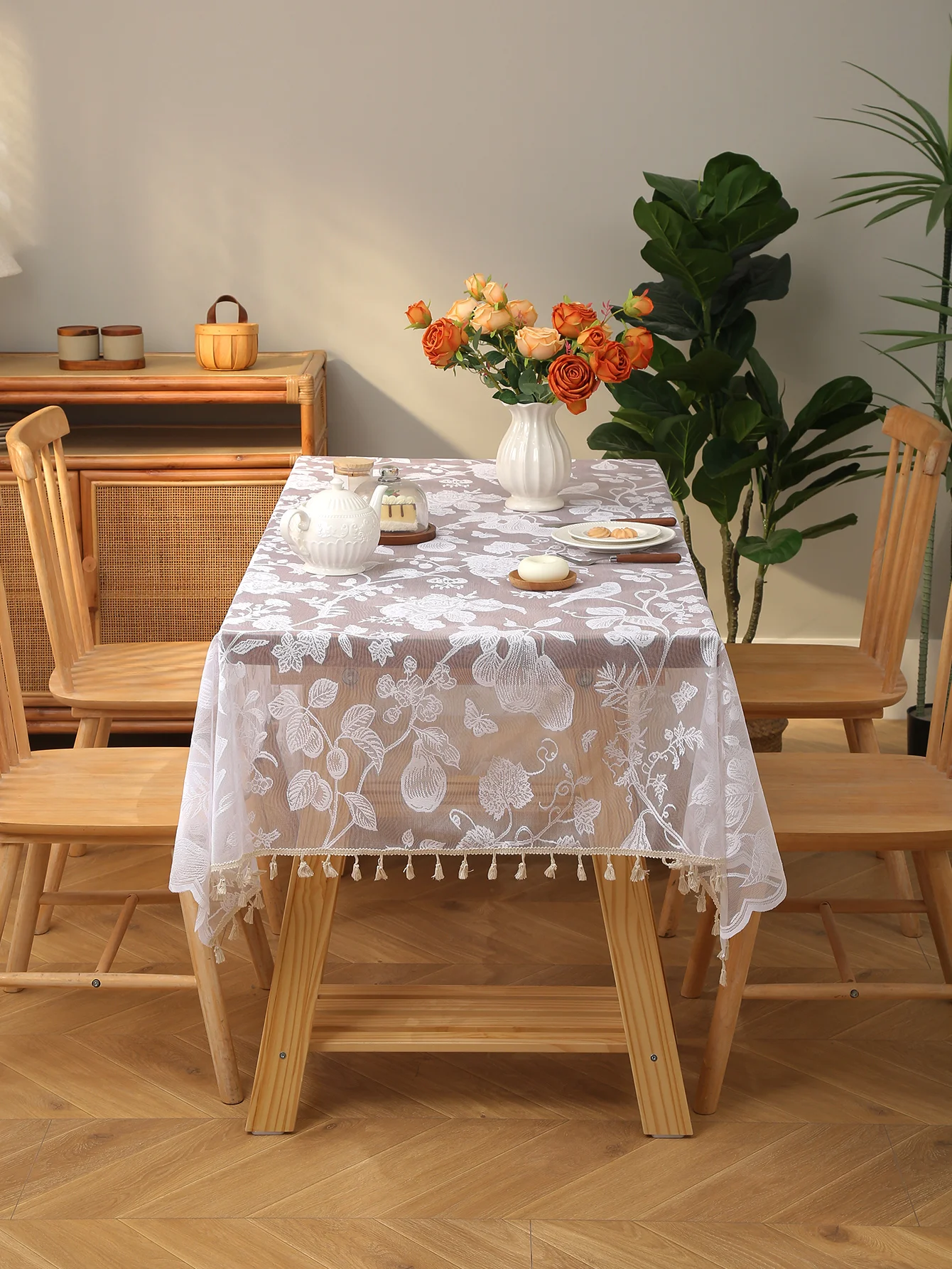 White Lace Flower And Bird Hanging Tassel Tablecloth, Living Room Coffee Table,Wedding Party Dining Table Tablecloth