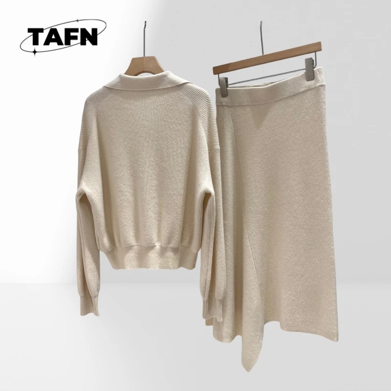 25 Popolare stile europeo e americano avanzato cashmere caldo banchetto abito da donna con cappuccio tutto-fiammifero moda elegante e confortevole