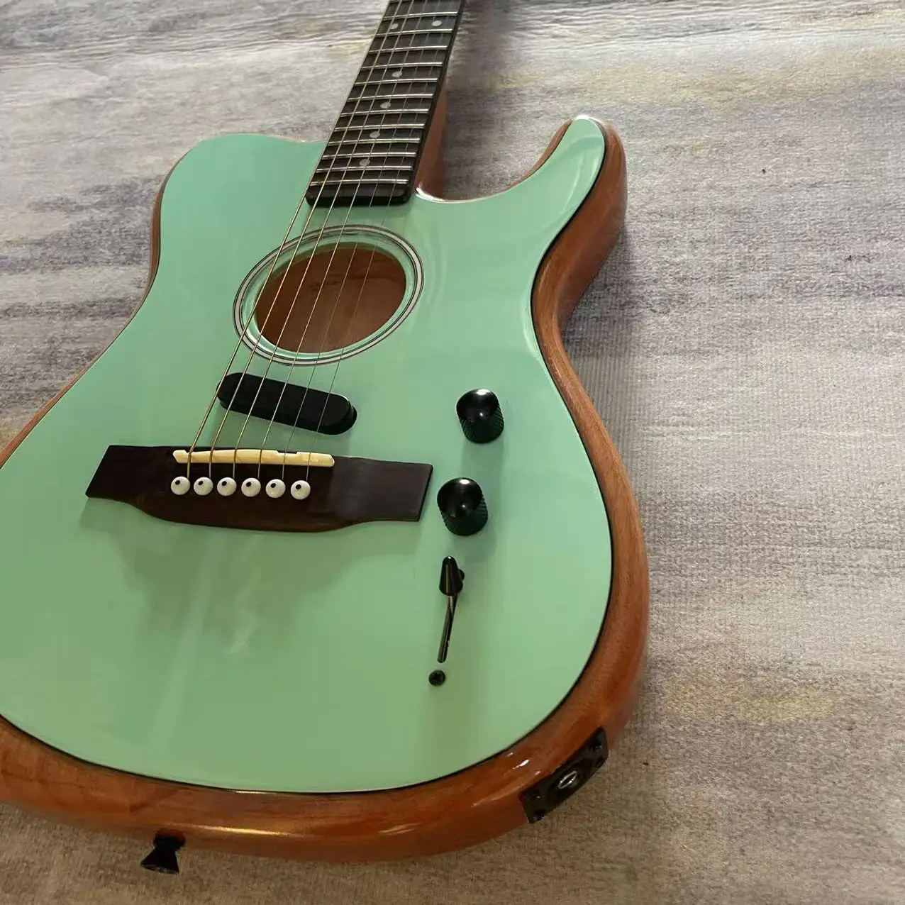 Silent 6-chord green electric guitar, real shipping pictures, in stock