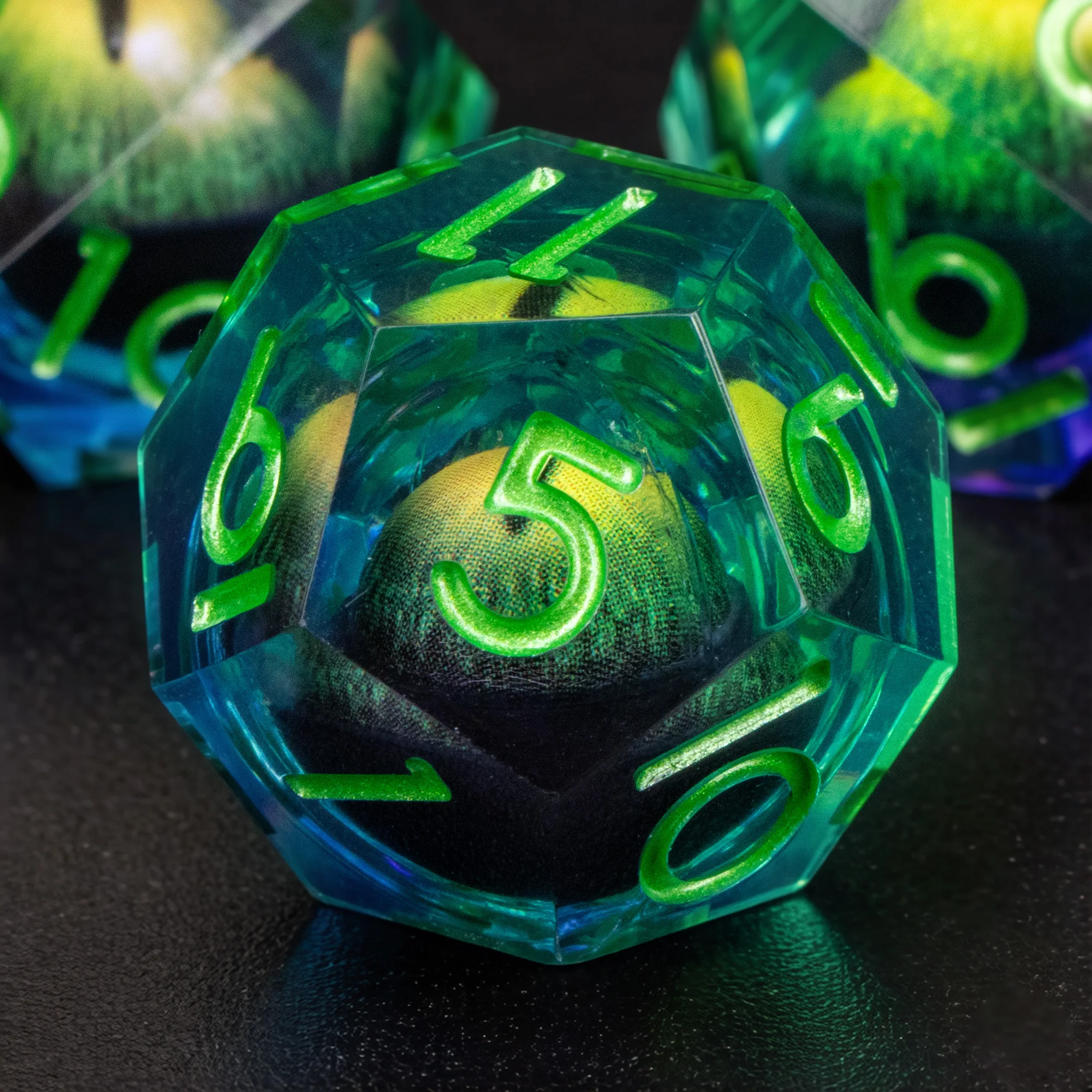

Dragon Eye Liquid Core Dice,, DnD Dice Set for Tabletop Gaming, Sharp Edge Resin