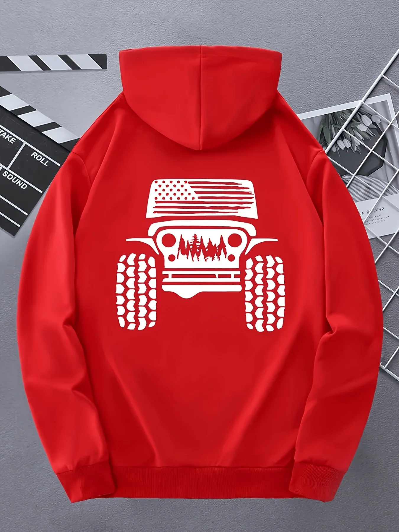 Off-road outdoor men's hooded sweatshirt with back print of forest silhouette and kangaroo pocket crew-neck hoodie