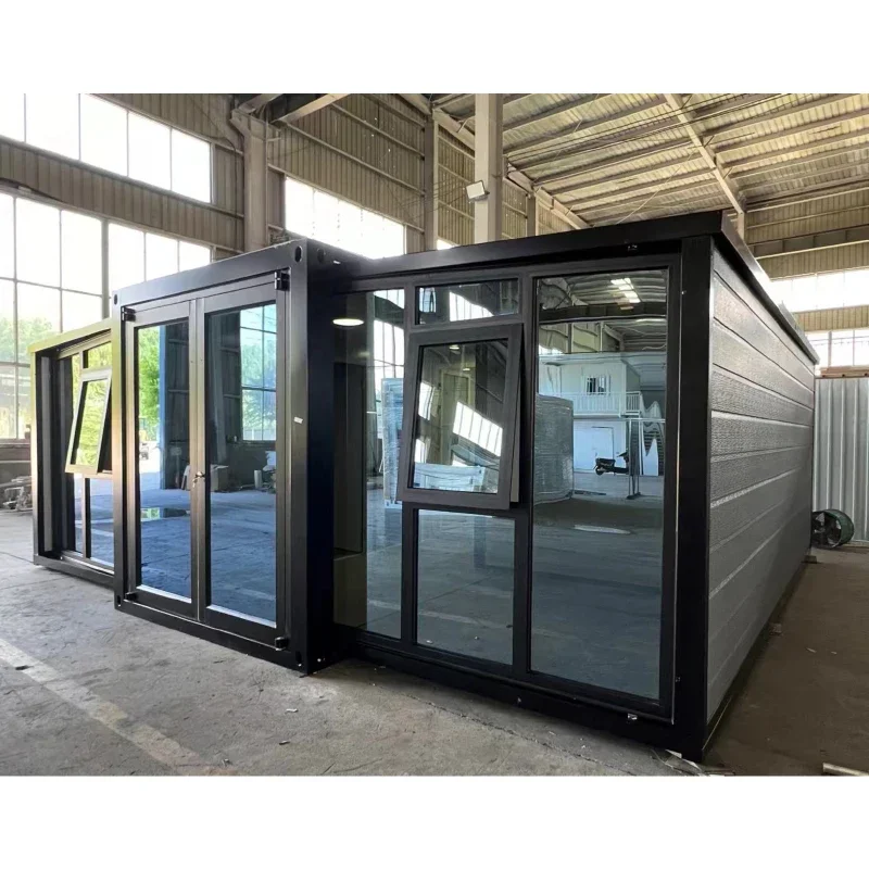 Commercial Modern High Quality Prefabricated Full Bathroom Kitchen 20Ft Extendable Container House with Glass Front