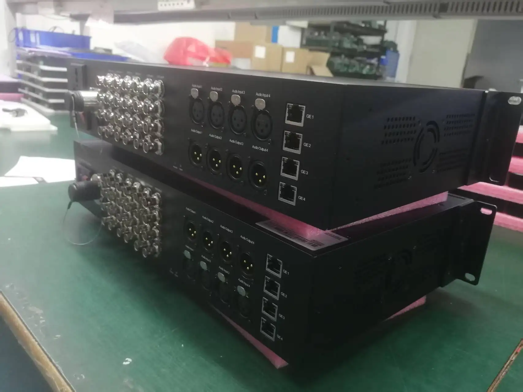 ระบบส่งสัญญาณไฟเบอร์ SMPTE 12 ช่องสัญญาณ 12G-SDI พร้อมอีเธอร์เน็ต 1GB และเสียง XLR