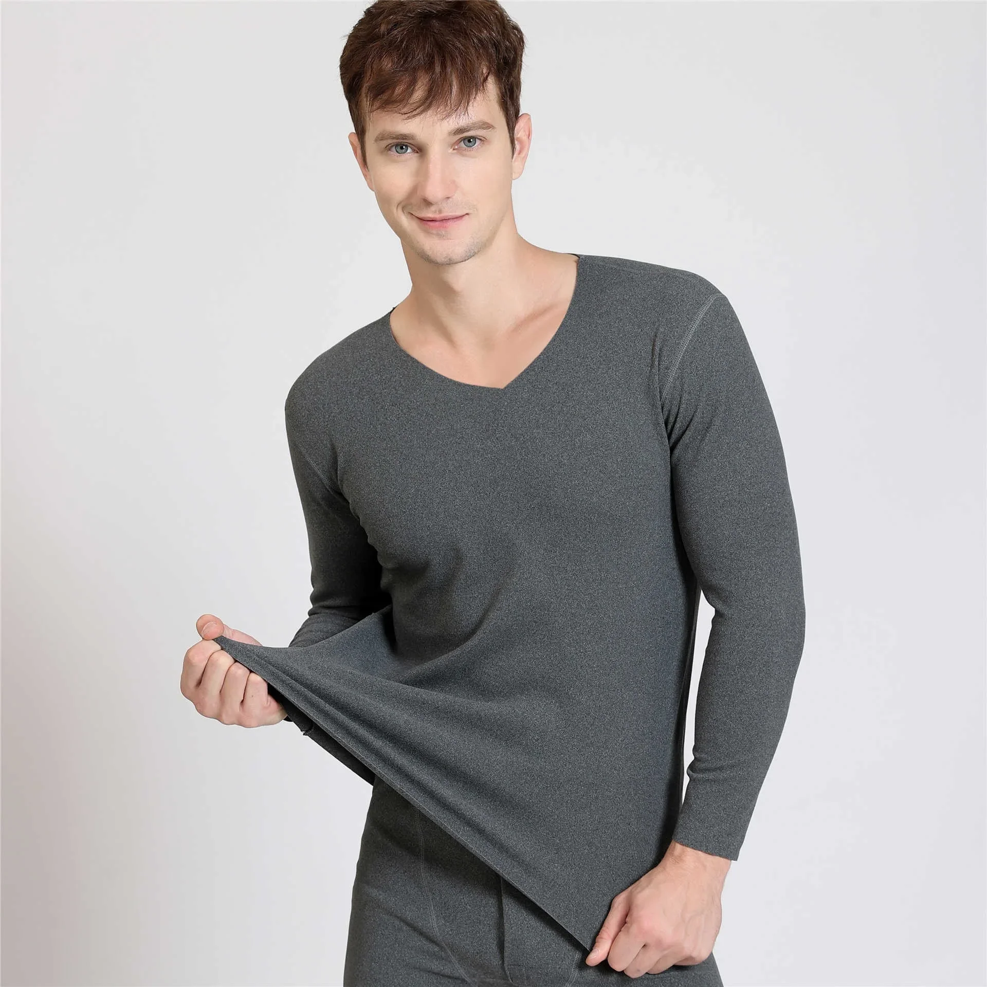 1pcs Autumn Winter Seamless Men\'s Long-sleeved Thermal Underwear Man Plus Size V-neck Thin velvet Autumn clothes Tops XL-7XL