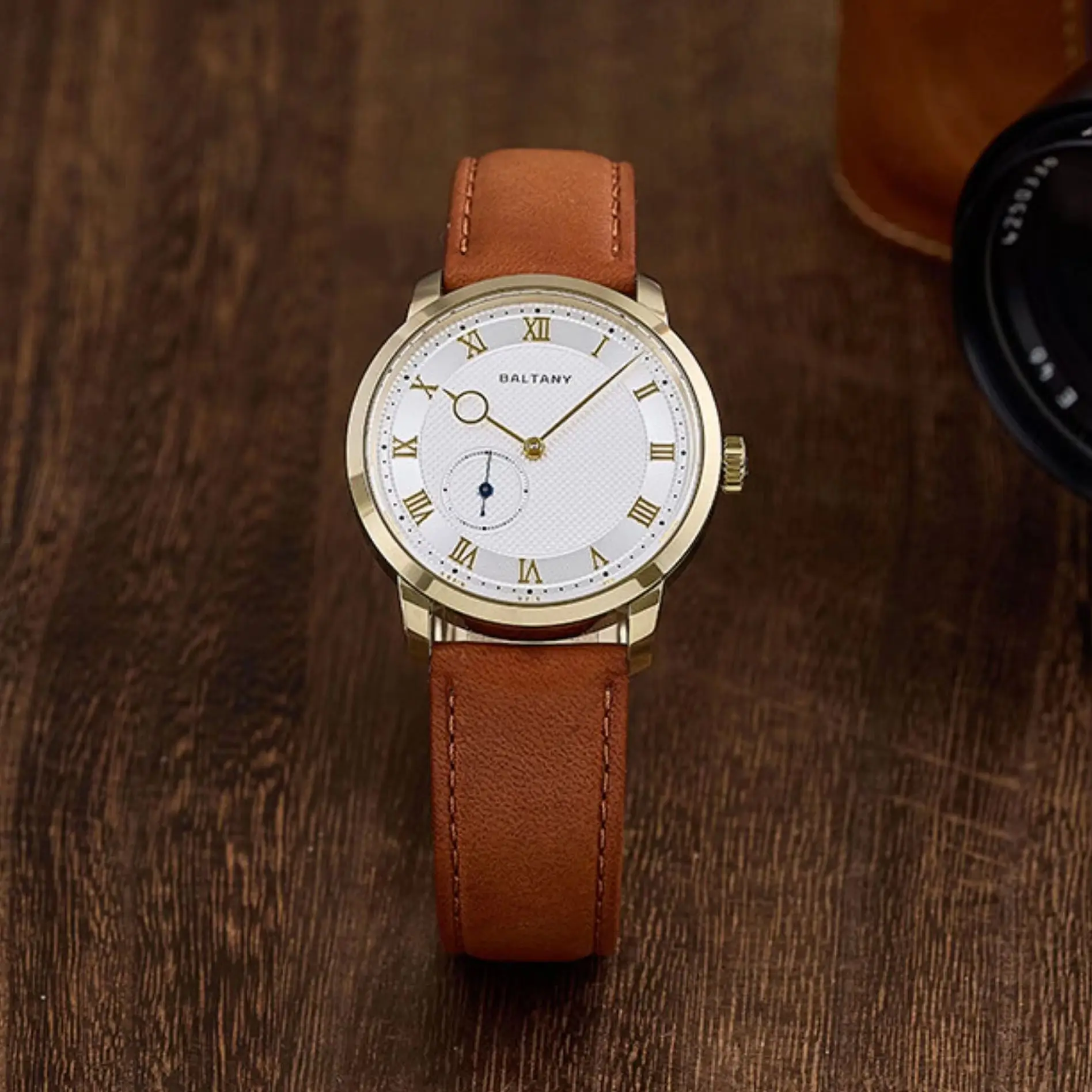 Baltany Men Automatic Watch Pilot 38mm Mechanical Wristwatch Sapphire Mirror 50m Waterproof Hangzhou5000 Micro Rotor