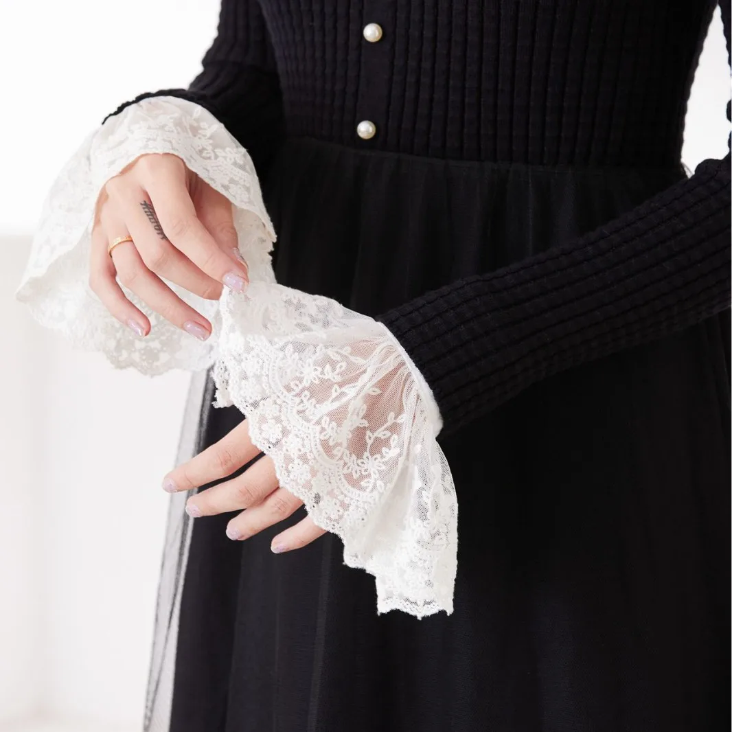 White Women Lace Floral Detachable Sleeve Fake Cuffs Female Pleated Flare Sleeve False Cuffs Ruffles Wristband Decorative