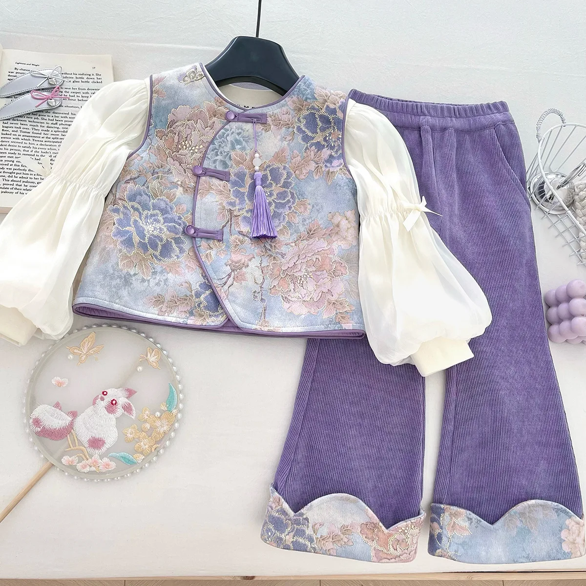 2025 New Baby Girl Country Style Autumn Children's Chinese Tang Suit Jacket Undershirt Wide-legged Trousers Three-piece Set