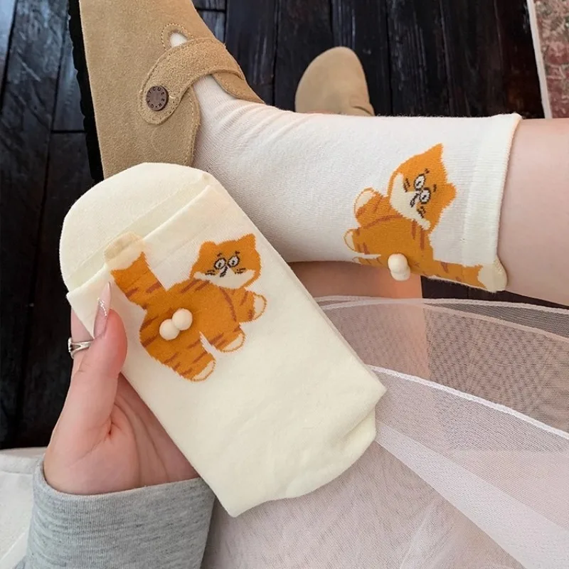 1/3 أزواج مضحك القط بعقب البيض الجوارب النساء الكرتون القط القطن مزيج منتصف جوارب أنبوبية لطيف الحيوان طباعة الجدة طاقم جوارب الجوارب #5