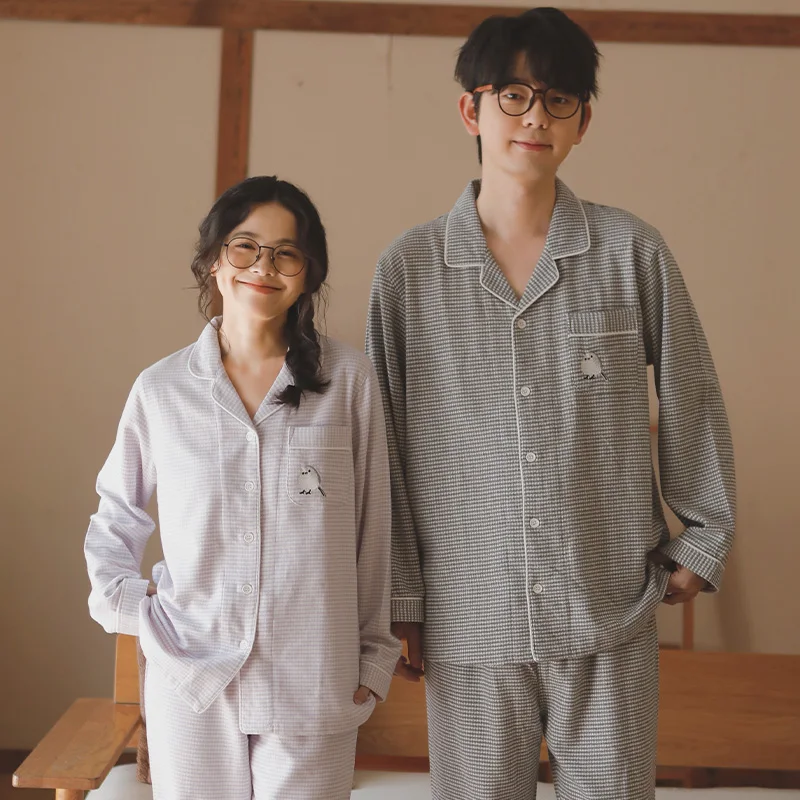 ชุดนอนผู้ชาย ชุดผ้ากำมะหยี่ผ้าฝ้ายแท้สำหรับฤดูใบไม้ร่วงและฤดูหนาว เสื้อคลุมขนาดบวกที่เรียบง่ายและทันสมัยสำหรับสวมใส่ในบ้าน