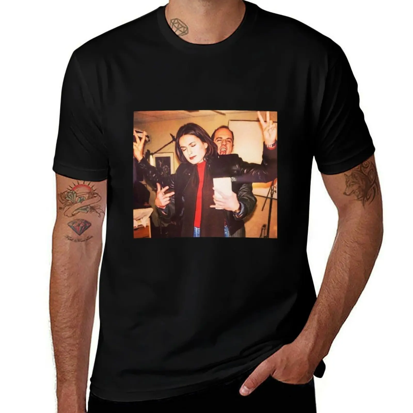 

Elliott _ Olivia T-Shirt Funny t-shirts blanks rapper graphic tees t shirts for men cotton