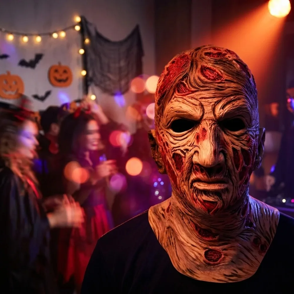 Máscara de látex de Freddy Krueger con cicatrices de quemaduras, diseño realista de heridas sangrientas y podridas, textura facial de monstruo de terror, diseño transpirable con aberturas para ojos y nariz, ideal para Halloween, casa embrujada, mascarada, temática de pesadilla, cosplay, fiesta de disfraces y trucos.