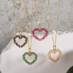 HECHENG,Crystal Heart Planet Pendant Necklace  for Women Zircon Aesthetic Charm Clavicle Chain Party Lady Jewelry Gifts