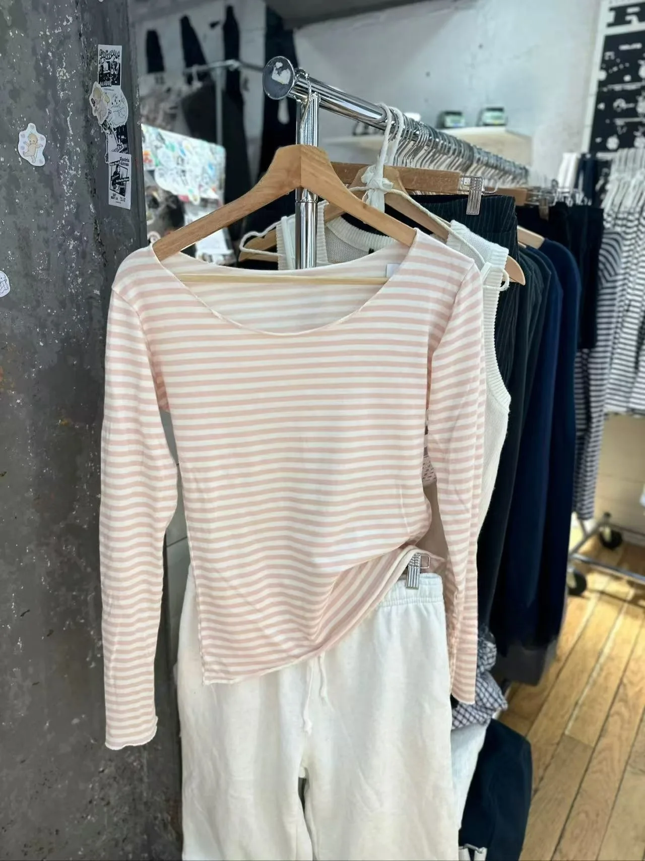 Striped Pink Raw Hem T-shirts For Women New Slash Neck Long Sleeve Tee Shirt Sweet Casual Fashion Tops Y2k Tshirts 2025 Spring