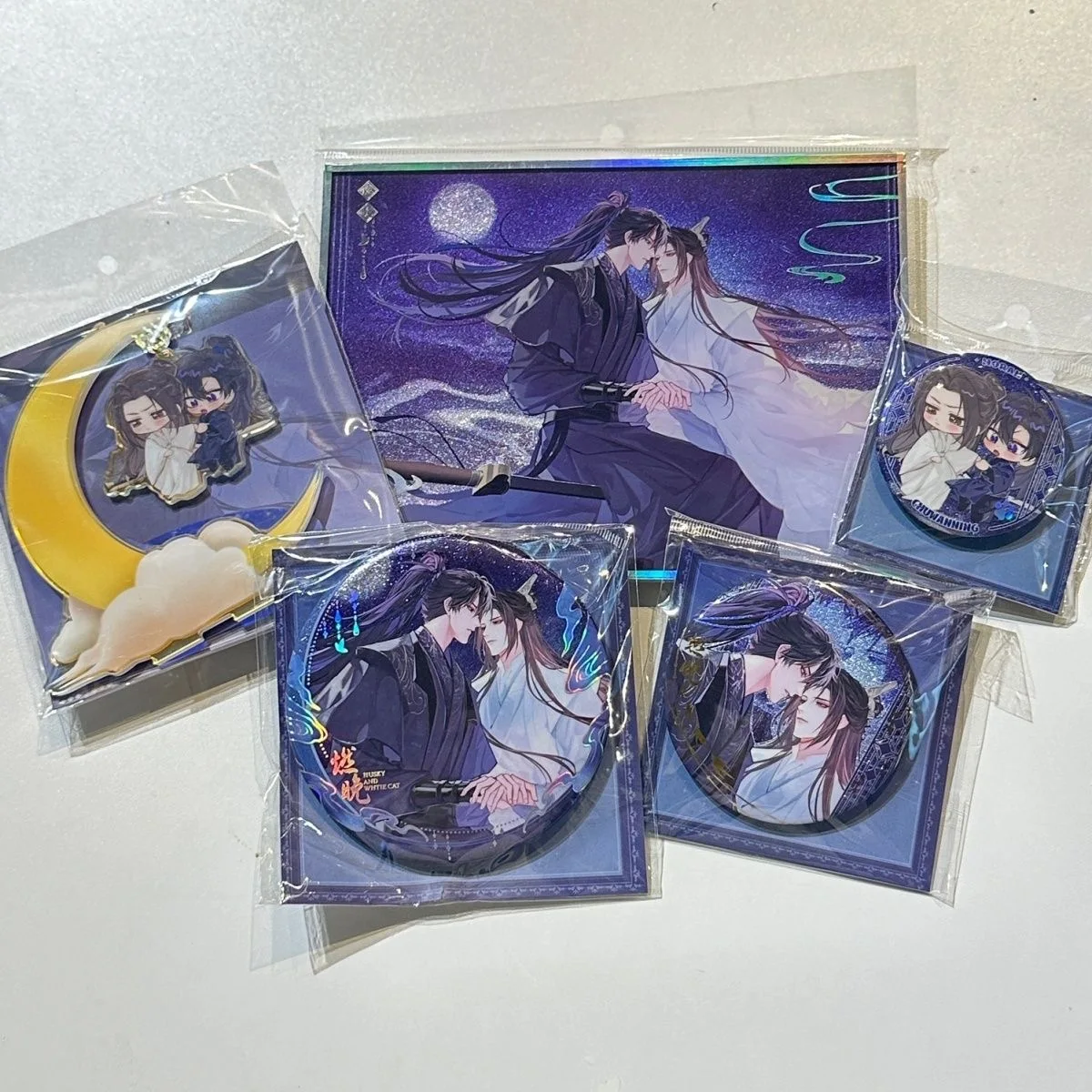 

Товары «Хаски и его белый кот Шизун» «Летающий цветочный остров» — акриловая подставка, художественная доска, блок зыбучих песков, подарок для фанатов