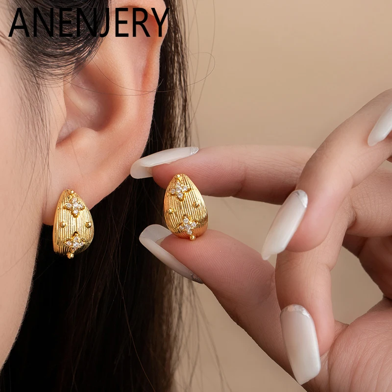 ANENJERY أربع أوراق زهرة الزركون أقراط للنساء تصميم فاخر بسيط دقيق تنوعا مجوهرات هدايا حفلة بالجملة