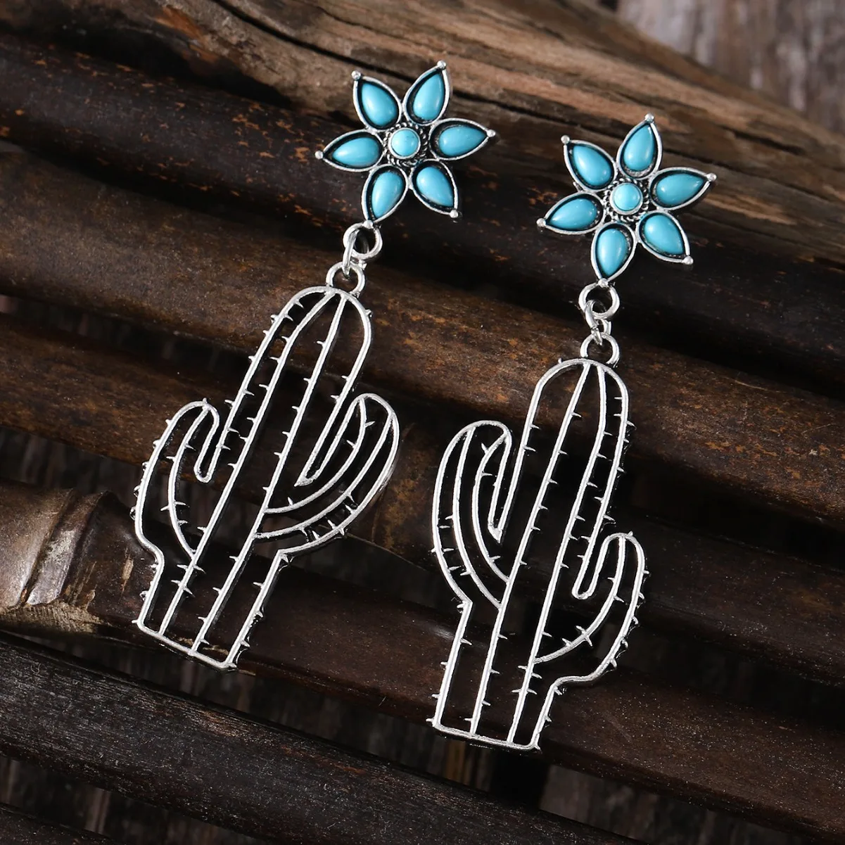 DIY accessories Cross-border European and American western style retro flower inlaid turquoise earrings female bohemian cactus e