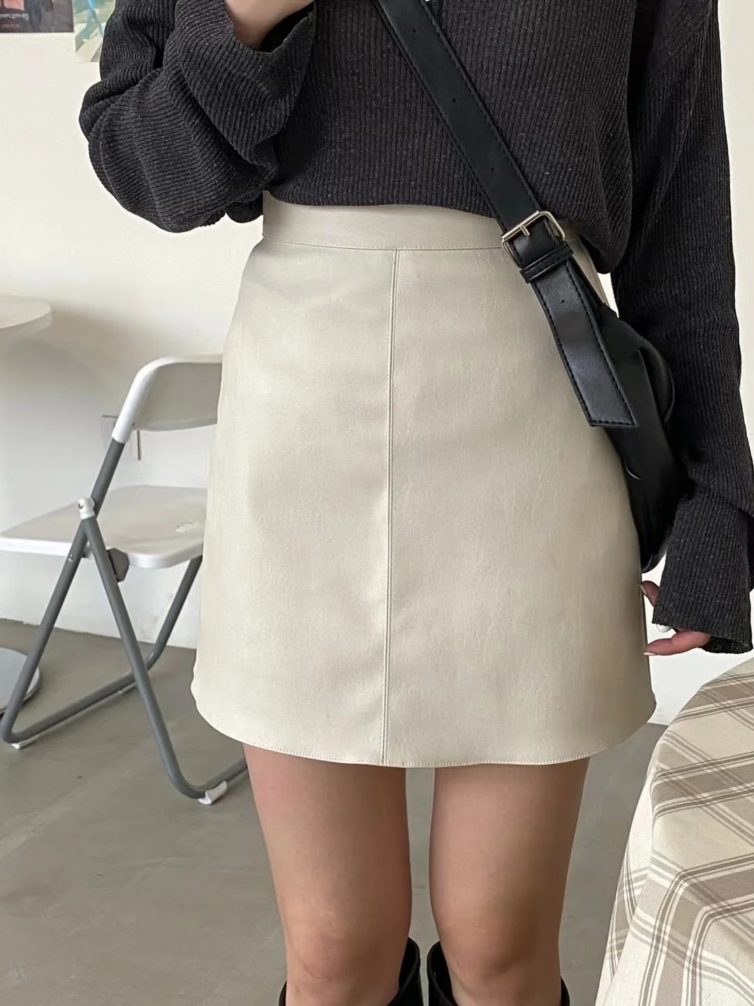 High Waist Slimming Short Leather Skirt A-Line Bodycon Skirt Half-length Women's Fashion Spring Summer 2024 Other Material