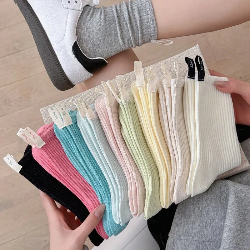 Damen-Crew-Socken aus Baumwolle, einfarbig, modisch, lässig, Sport, lange Socken für Damen, Bonbonfarben, Damensocken im koreanischen Stil