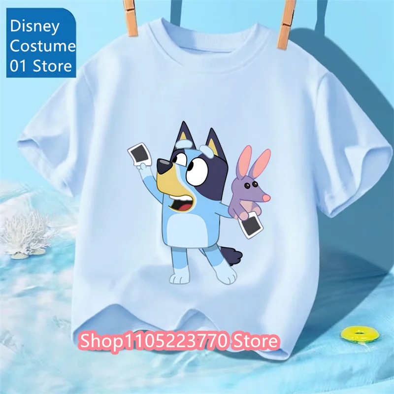

Детская повседневная футболка Bluey, осенне-зимняя удобная толстовка с короткими рукавами и милым мультяшным аниме-принтом для мальчиков и девочек