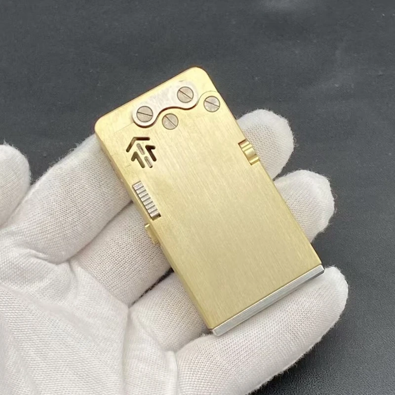 Handmade brass 8th generation automatic ignition mechanical armored dragon tongue lighter one-click ejection fuel lighter