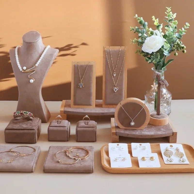 

Solid Wood Jewelry Rack Window Bracelet Necklace Stand Exhibitor Earring Ring Show Shelf Luxury Jewellery Holder Display Props