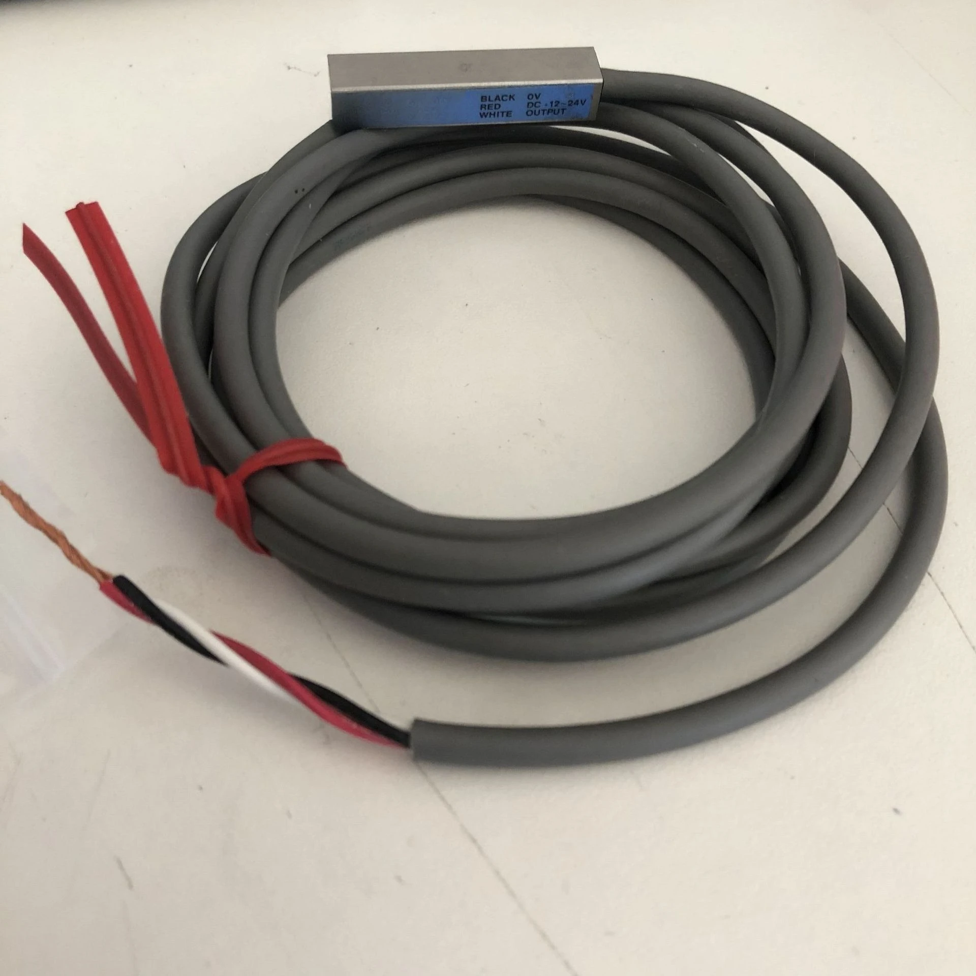 Built-In Photoelect…