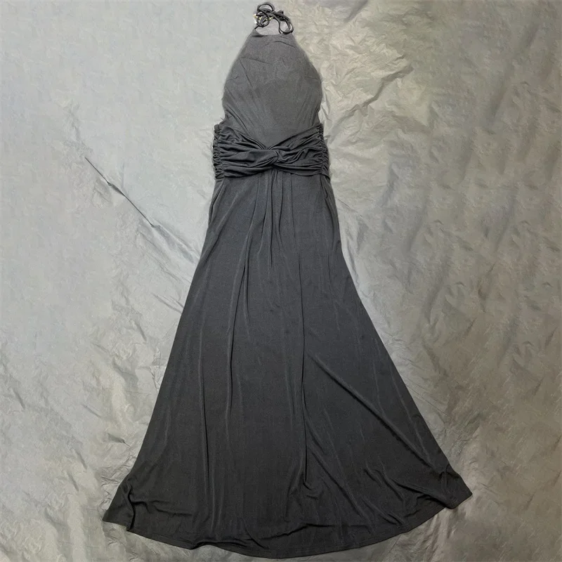 Elegant off-the-neck, backless, pleated dress, European and American style, waist-cinching and slimming party dress, long dress