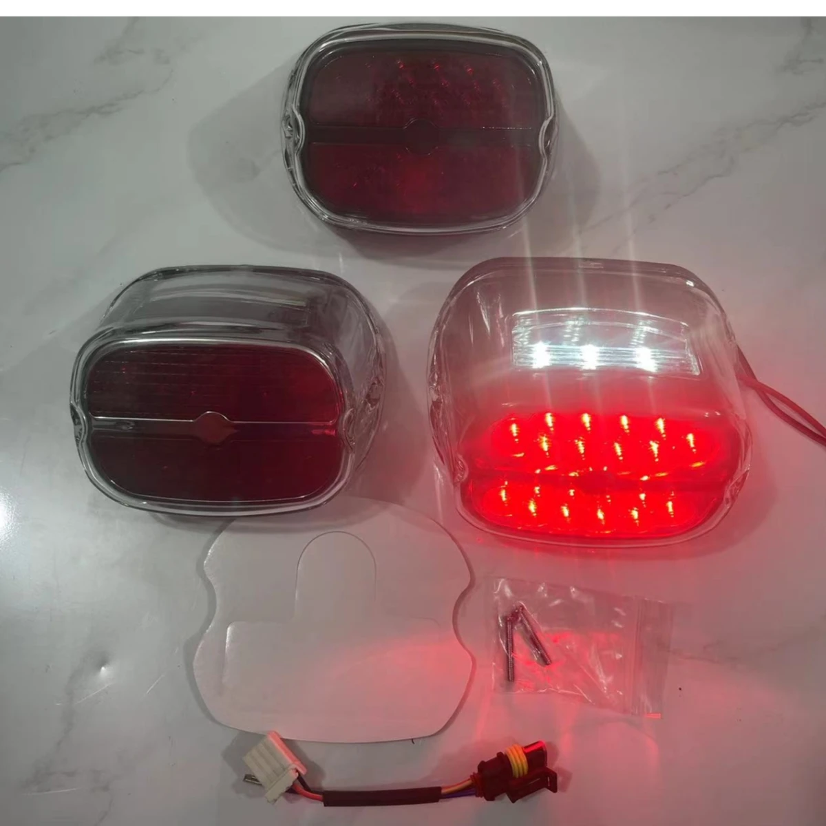 For Harley FLST F SB TC TOURING MODELS FLHX FLHTCSE2 FLHRSE3 4 FLHRC Rear Tail Light Brake Turn Signals Integrated LED Light