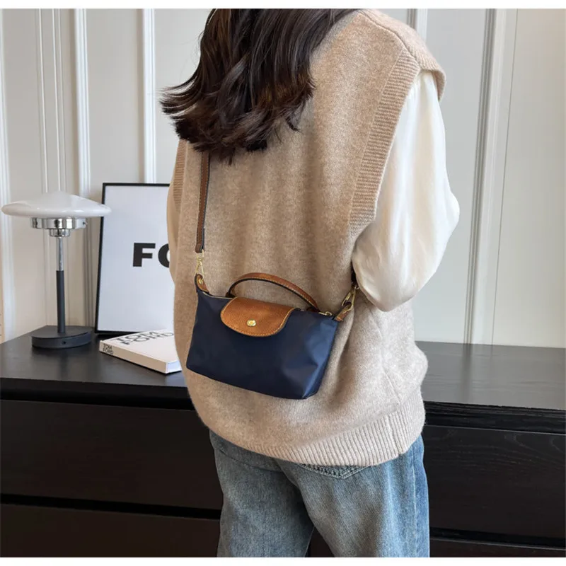 2024 nowe torby luksusowy projektant dla kobiet dziewczęce torby Crossbody damskie Mini kwadratowa torba na ramię Vintage małe słodkie torebki
